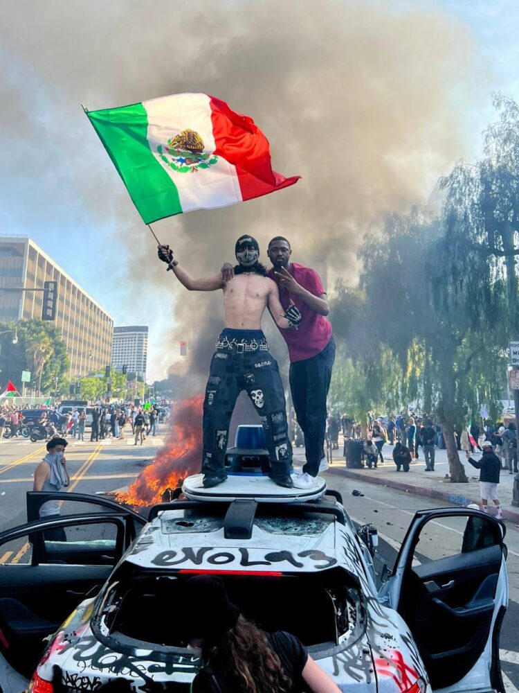 قرار مفاجئ يقلب لوس أنجلس رأسًا على عقب.. والشرطة تتحرك! 2025