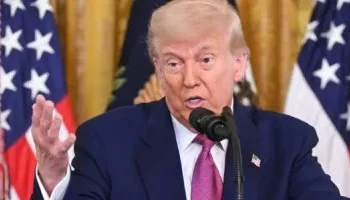 ترامب يأمر بطرد صحفية من شبكة" سى إن إن " ويصفها بالكلب 2025