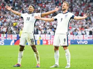 كين يقود هجوم انجلترا امامةللسنغال  وظهور ساكا 2025