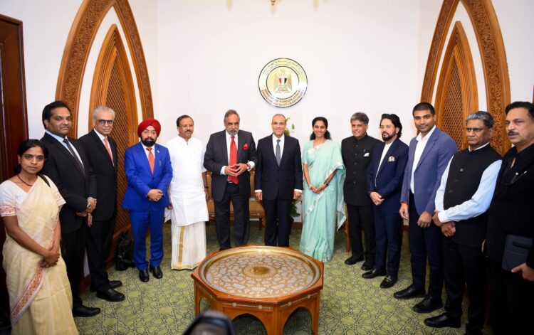 وزير الخارجية المصري يبحث مع وفد برلماني هندي العلاقات بين القاهرة ونيودلهي وأزمة كشمير 1 وزير الخارجية المصري يبحث مع وفد برلماني هندي العلاقات بين القاهرة ونيودلهي وأزمة كشمير 2025