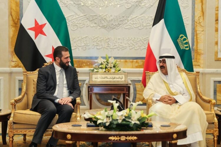 أمير الكويت وأحمد الشرع يترأسان مباحثات حول التعاون ومستجدات الأوضاع الإقليمية 1 أمير الكويت وأحمد الشرع يترأسان مباحثات حول التعاون ومستجدات الأوضاع الإقليمية 2025