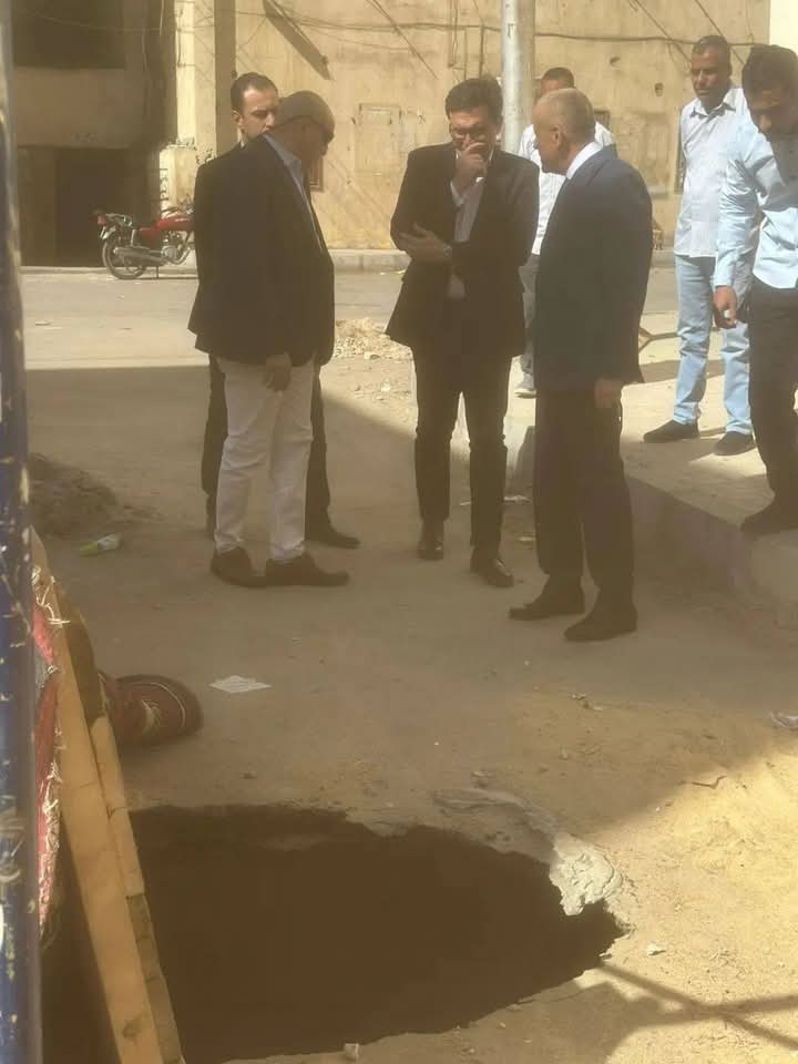 وزير مصرى يتفقد الأقصر... قصر ثقافة تحول لوكر للتنقيب عن الآثار 1 وزير مصرى يتفقد الأقصر... قصر ثقافة تحول لوكر للتنقيب عن الآثار 2025