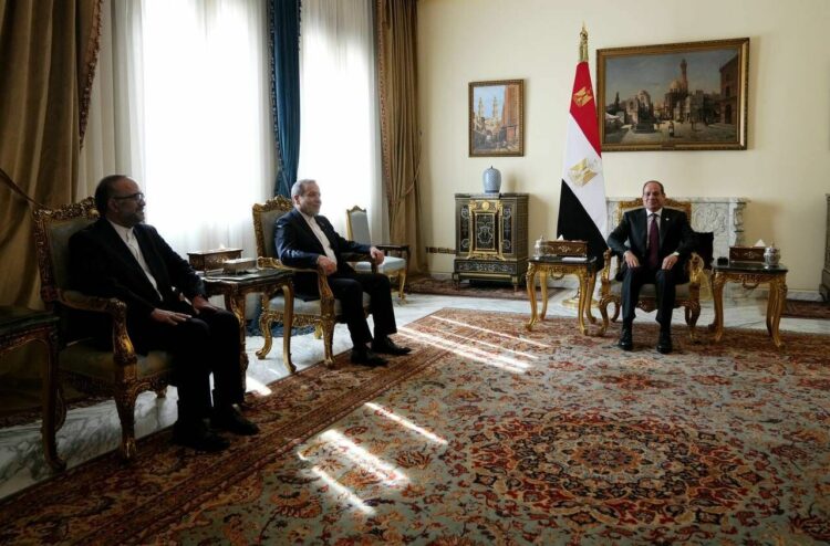 الرئاسة المصرية تكشف تفاصيل لقاء السيسي ووزير الخارجية الإيراني عباس عراقجي 1 الرئاسة المصرية تكشف تفاصيل لقاء السيسي ووزير الخارجية الإيراني عباس عراقجي 2025