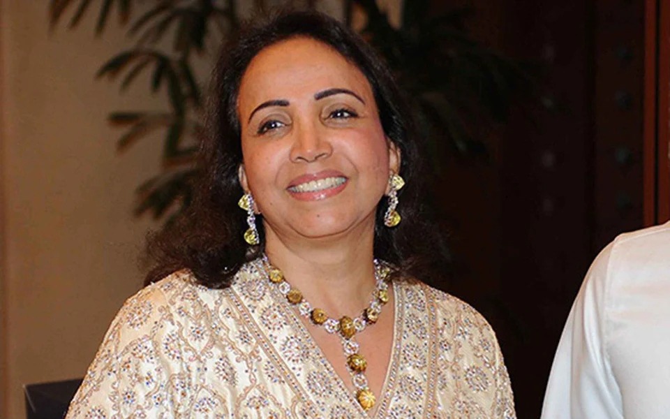 الكويتية فوزية الحساوي تبيع قصرها في نايتسبريدج بلندن بـ28 مليون جنيه إسترليني "صور" 2025