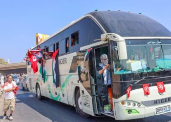 قافلة الصمود توجه رسالة إلى مصر 2025