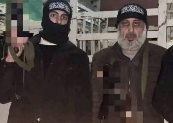 جاسم المصري قائد أنصار السنة يثير الرعب في تلكلخ: هل ذراع الشرع ضد العلويين؟ 2025