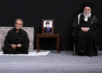 إسرائيل تواصل ضرباتها داخل إيران وتحذر خامنئي من تكرار مصير صدام حسين 2025