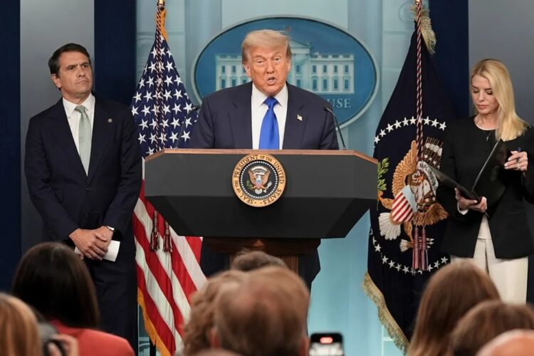 ترامب ينفي التفاوض مع إيران ويؤكد تدمير برنامجها النووي بالكامل 2025