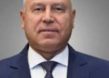 كامل الوزير: بين الشراكات الدولية والجدل المحلي.. محطات ساخنة في مسيرة وزير الصناعة والنقل 4 كامل الوزير: بين الشراكات الدولية والجدل المحلي.. محطات ساخنة في مسيرة وزير الصناعة والنقل 2025