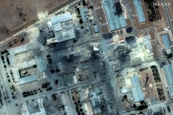 1500 زلزال في إيران تثير تساؤلات حول الهجمات الإسرائيلية 1 1500 زلزال في إيران تثير تساؤلات حول الهجمات الإسرائيلية 2025