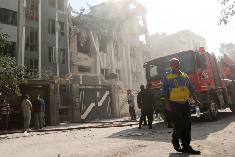 من نطنز إلى طهران: ماذا جرى فجر الجمعة في الهجوم الإسرائيلي على إيران؟ 1 من نطنز إلى طهران: ماذا جرى فجر الجمعة في الهجوم الإسرائيلي على إيران؟ 2025