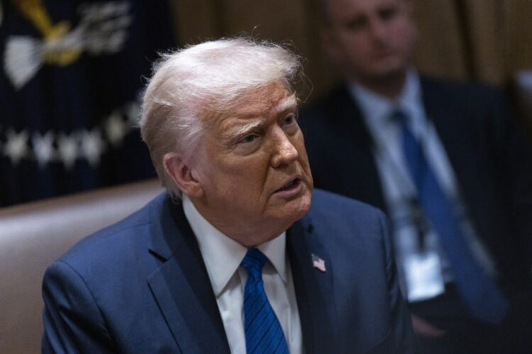 ترامب يكشف شرط واشنطن لنهايةالحرب على إيران 1 ترامب يكشف شرط واشنطن لنهايةالحرب على إيران 2025