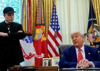 قراصنة مرتبطون بإيران يهددون بنشر رسائل مسؤولين إدارة ترامب 2025