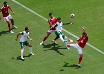 الأهلي وبالميراس يتعادلان سلبياً في الشوط الأول من مباراة حاسمة بكأس العالم للأندية 2025