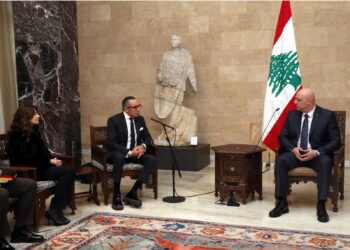 السفير المصري بعد لقاء عون: إشارات إيجابية بشأن حصرية السلاح في لبنان 2025