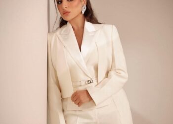 الاعلامى المصرى محمود سعد : ادعو للمطربة أنغام لان حالتها صعبة جدا 2025