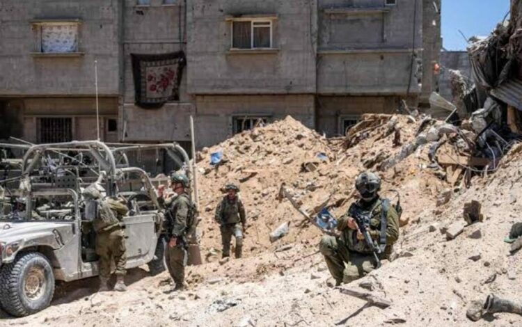 "مفاجأة خانيونس: جنود إسرائيليون تحت الركام.. تفاصيل انفجار المبنى المفخخ!" 2025