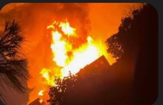 "حريق شبرامنت: كيف تبدلت شائعة عن محطة كهرباء إلى كشك محدود؟!" 1 "حريق شبرامنت: كيف تبدلت شائعة عن محطة كهرباء إلى كشك محدود؟!" 2025