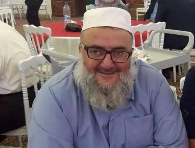 الأردن: الزرقاء تودّع الشيخ إياد الهمشري 1 الأردن: الزرقاء تودّع الشيخ إياد الهمشري 2025