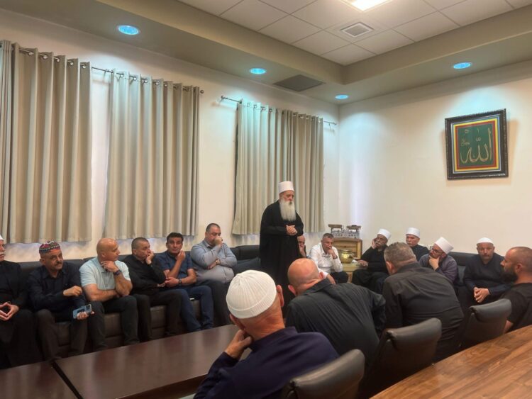 موفق طريف يوجه نداء عاجلا إلى العاهل الأردني لفتح معبر إنساني لإنقاذ دروز السويداء 1 موفق طريف يوجه نداء عاجلا إلى العاهل الأردني لفتح معبر إنساني لإنقاذ دروز السويداء 2025