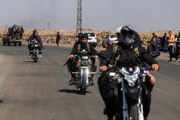 مصادر: الشرع عطل اتفاق وقف إطلاق النار بين السويداء ودرعا لاعتباره هزيمة 1 مصادر: الشرع عطل اتفاق وقف إطلاق النار بين السويداء ودرعا لاعتباره هزيمة 2025