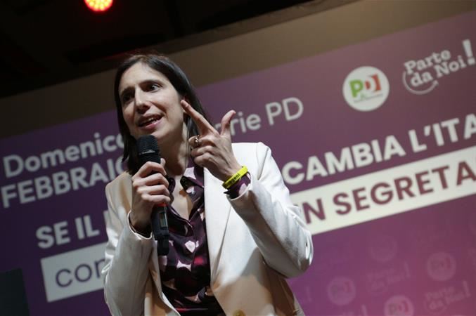 زعيمة المعارضة الإيطالية تدعو لوقف تجارة السلاح مع إسرائيل والاعتراف بدولة فلسطين 1 زعيمة المعارضة الإيطالية تدعو لوقف تجارة السلاح مع إسرائيل والاعتراف بدولة فلسطين 2025