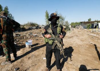 مواجهات دامية في بغداد: كتائب حزب الله تتحدى سيادة الدولة العراقية "فيديو" 2025