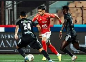 "تكتيك غامض على التتش: الأهلي يغلق الستار أمام إنبي خوفًا من العيون" 2025