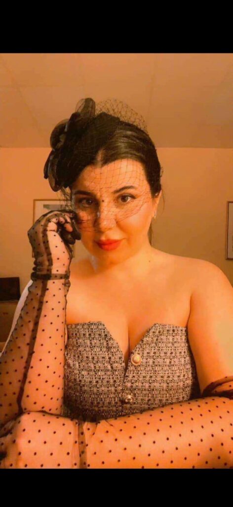 قضية زينب جواد: تسريب الصور الخاصة يشعل غضب ضد الحشد الشعبي 2 قضية زينب جواد: تسريب الصور الخاصة يشعل غضب ضد الحشد الشعبي 2025