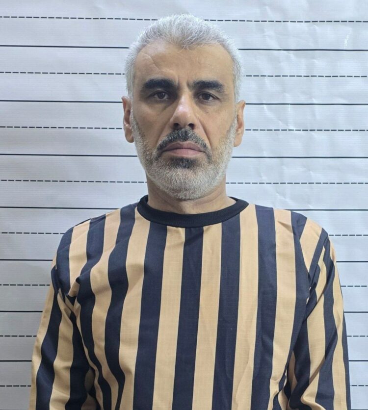 وزارة الداخلية السورية تعلن القبض على حمدو الشحادة في ريف حمص 1 وزارة الداخلية السورية تعلن القبض على حمدو الشحادة في ريف حمص 2025