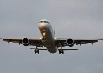 أزمة دبلوماسية حادة بين المكسيك والسلفادور بسبب "طائرة الكوكايين" 2025