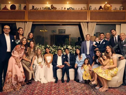 "صدمة عائلية.. عادل إمام يُظهر قوة إرادة في ظهوره الأول بعد 5 أعوام!" 1 "صدمة عائلية.. عادل إمام يُظهر قوة إرادة في ظهوره الأول بعد 5 أعوام!" 2025