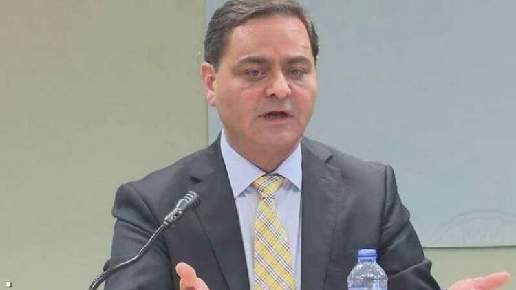 من هو سمير حليلة الذى نفت الرئاسة الفلسطينية تعيينه لحكم قطاع غزة 2025