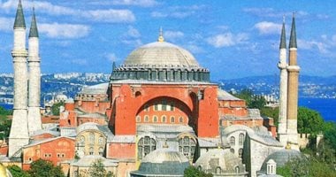 الكشف عن جنسية المتهم بمحاولة حرق مسجد آيا صوفيا فى إسطنبول. 1 الكشف عن جنسية المتهم بمحاولة حرق مسجد آيا صوفيا فى إسطنبول. 2025