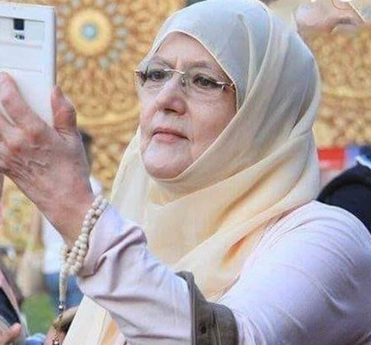 "خروج عن النص: الفنانة المصرية المعتزلة شمس البارودي تفتح دفتر الأسرار وتواجه تيار التكفير" 2026