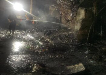 مصر.. حريق بمحل مأكولات بميدان المؤسسة بشبرا الخيمة 7 مصر.. حريق بمحل مأكولات بميدان المؤسسة بشبرا الخيمة 2025