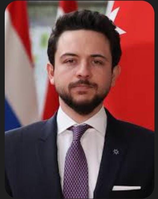 "بين القيادة والأبوة: الأمير الحسين يروي حكاية عامه الأول مع الأميرة إيمان" 1 "بين القيادة والأبوة: الأمير الحسين يروي حكاية عامه الأول مع الأميرة إيمان" 2025