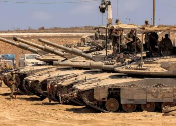 القناة 12 العبرية تكشف خطة احتلال غزة وتهجير الفلسطينيين 2025