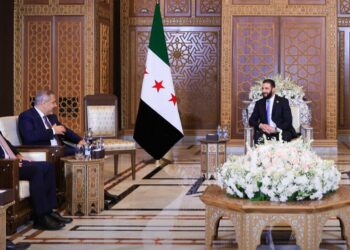 مصادر لـ المنشر: ضغوط تركية على الشرع تطيح بمفاوضات باريس مع قسد 2025