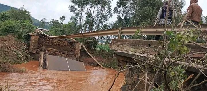 إثيوبيا.. انهيار جسر نهر جيديب بسبب الفيضانات 1 إثيوبيا.. انهيار جسر نهر جيديب بسبب الفيضانات 2025