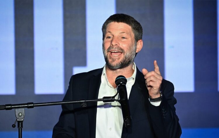 سموتريتش بدعم ترامب وهاكابي… حان وقت إنهاء فكرة الدولة الفلسطينية 1 سموتريتش بدعم ترامب وهاكابي… حان وقت إنهاء فكرة الدولة الفلسطينية 2025