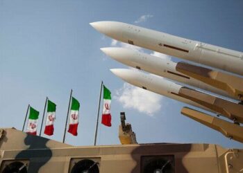 الحرس الثوري الإيراني يلوّح بهجمات صاروخية ضد أوروبا وأمريكا 2025