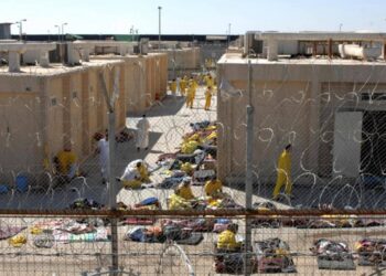 حريق سجن أبو غريب في العراق: التفاصيل الكاملة والتحقيق العاجل 2025