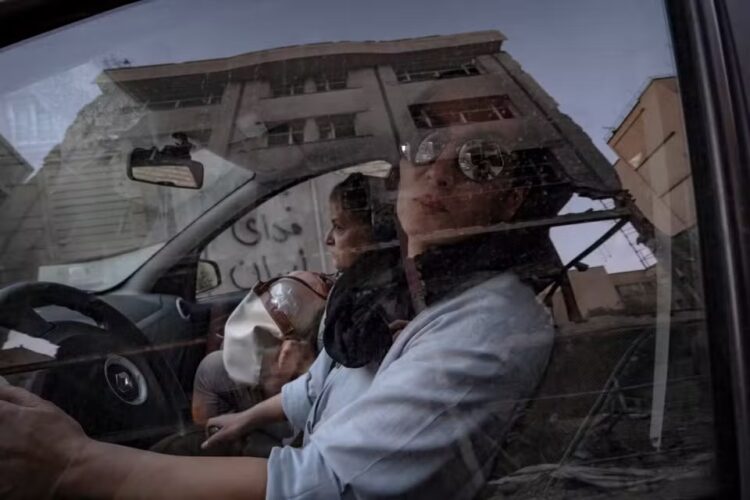 انفجارات غامضة وقلق شعبي… هل اقتربت إيران من حرب جديدة؟ 2025