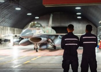 إسرائيل تبني بنك أهداف واسع في اليمن وتستعد للرد على الهجمات الحوثيين 2025