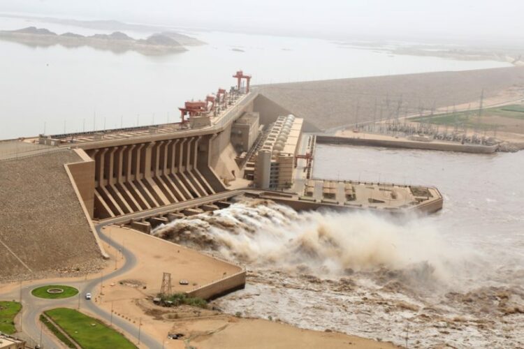 تحذيرات من فيضانات في شمال السودان بعد فتح بوابات سد مروي 2025