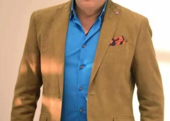 "سكتة مفاجئة تطوي صفحة صاحب الحلم… أسرار رحيل الاعلامى المصري عاطف كامل " 2025