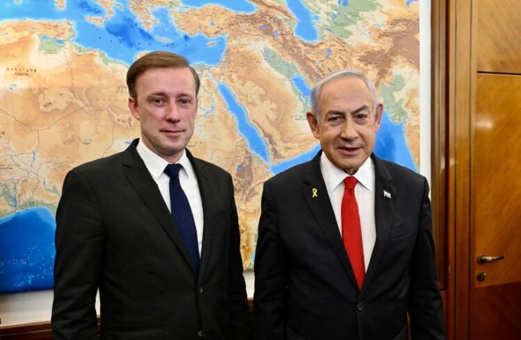 سوليفان يفجّر جدلاً داخل الديمقراطيين: أوقفوا إرسال السلاح الأمريكي لإسرائيل الآن "فيديو" 2025