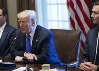 ترامب يدرس مع كوشنر وبلير مستقبل غزة بعد الحرب: خطة لإدارة القطاع وإعادة الإعمار 2025