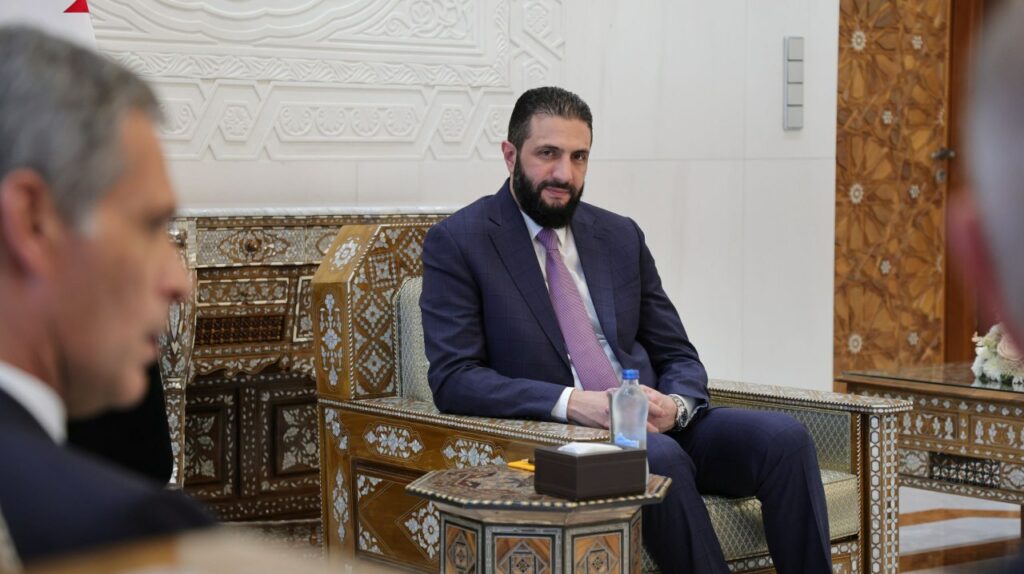 أبناء الإخوان بمفاصل نظام الشرع:كيف أوصلت قطر وبريطانيا إبراهيم علبي إلى الأمم المتحدة؟ 2025